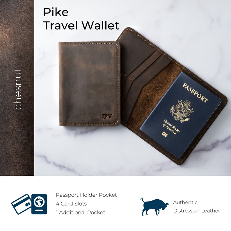 Cartera de viaje de cuero con monograma, funda de pasaporte personalizada, porta pasaporte de cuero desgastado, regalo personalizado para padrinos de boda / color castaño imagen 4