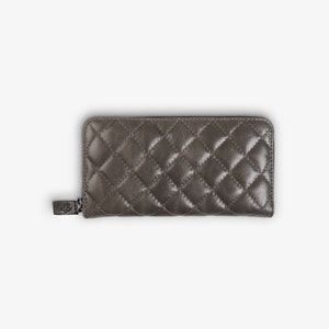 HANDMADE Women&#39;s Long Quilted Wallet, Cute Minimalist Wallet Design, Large Card Wallet for Women, Bridesmaid Gifts | Sherry Stone Gray