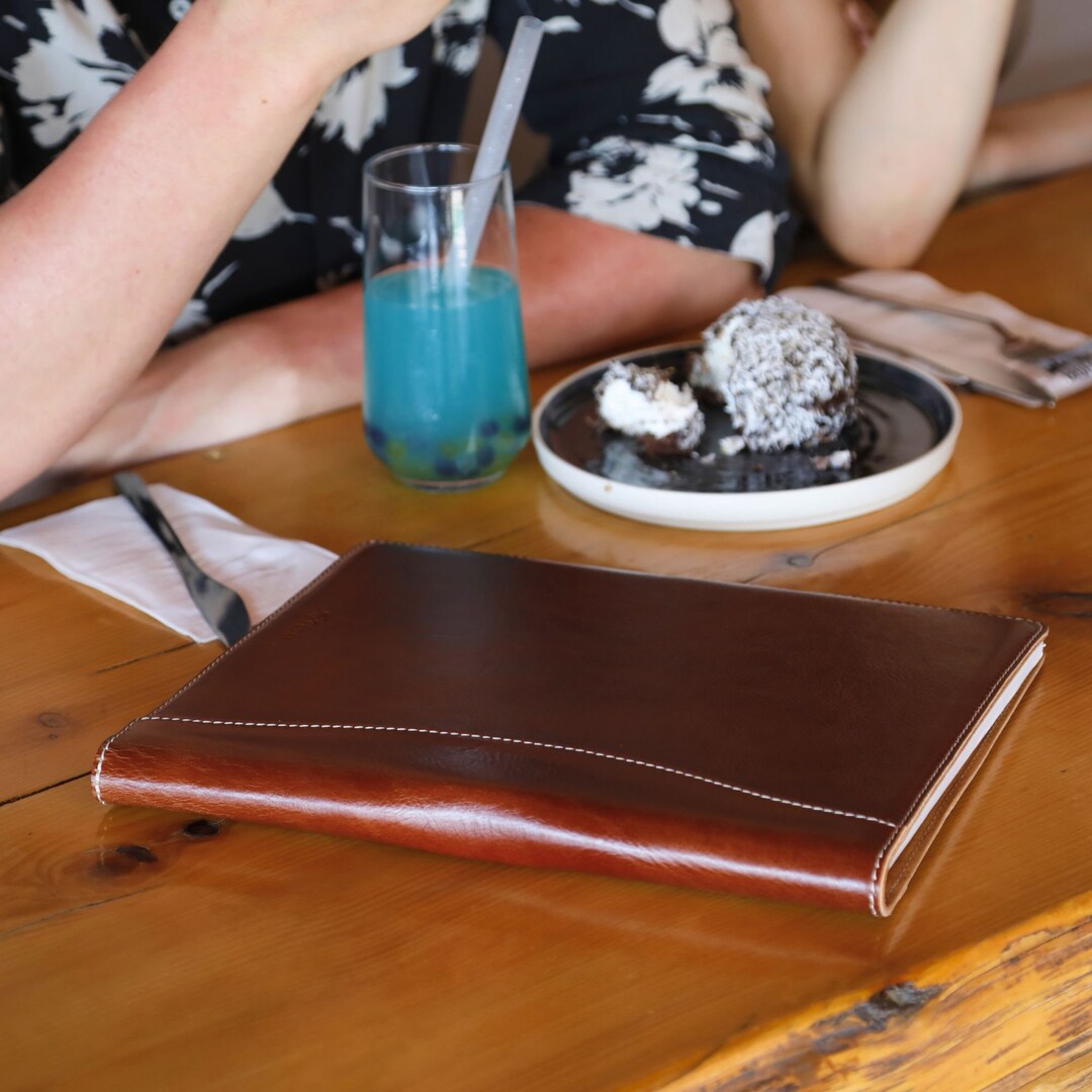 Handmade Leather Portfolio, PEGAI Italian Leather Padfolio, Corporate