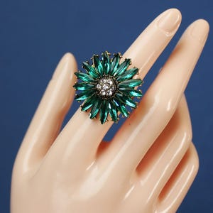 Smaragd grün Kristall Ring, Strass Ring, Cocktail Ring, Jeweled Ring, grüner Ring, Braut, Gold, Statement Ring, formal, Geschenk, handgemacht