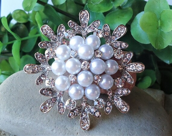 Silver Color Metal Hollow Brooches Pins with Big Pearl Women Wedding Party  Dress Jewelry (Color : Xz019b, Size : 1.77 inch)