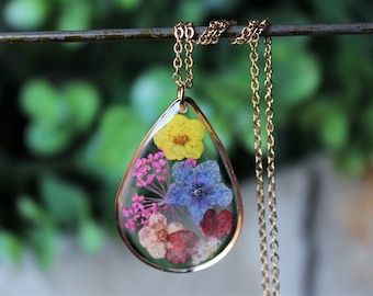 Real Pressed Flower Teardrop Necklace, Gold Filled Chain, Botanical Statement Jewelry, Gift, Handmade