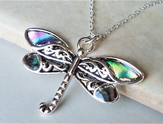 Collana Wisdom Con Libellula &ndash; Tempio Zen