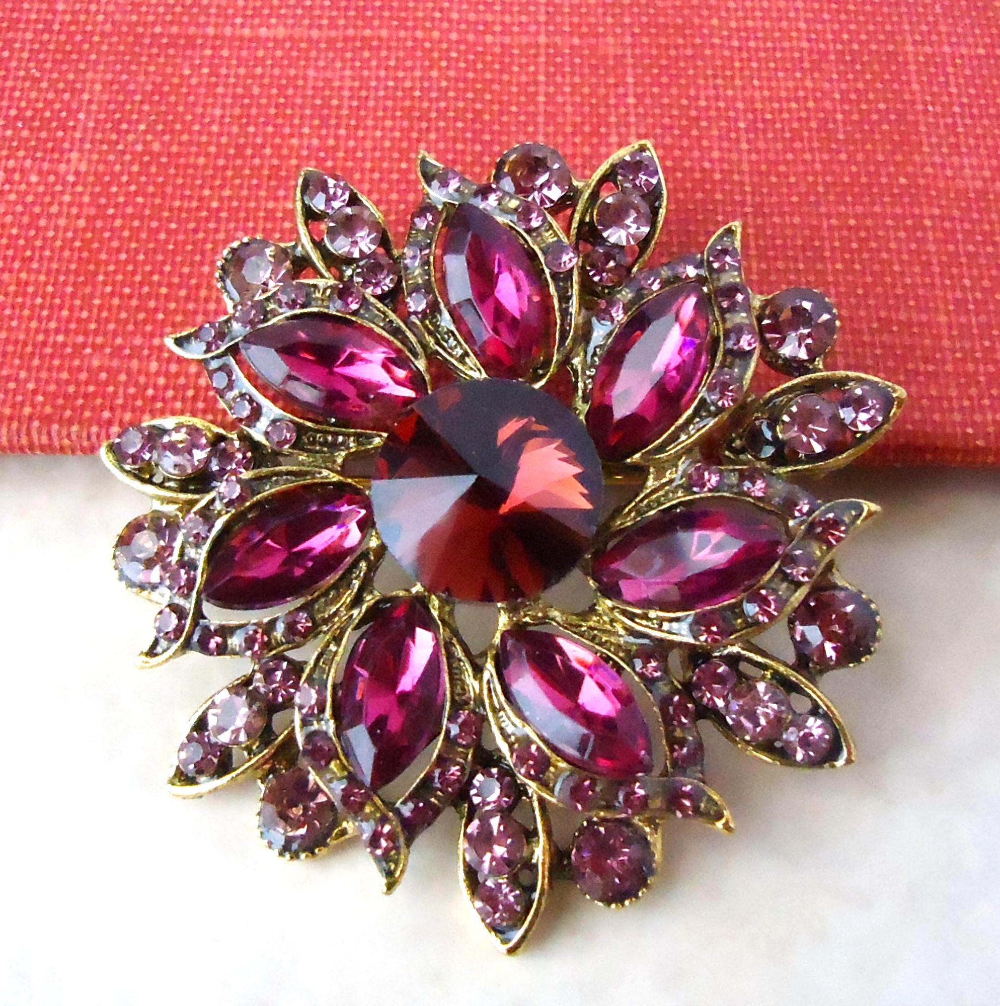Purple Amethyst Crystal Brooch: Gold Floral Rhinestone Pin  display picture 2