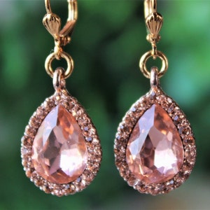 Rose Gold Kristall Ohrringe, rosa Strass, Träne, Blush, Gold, Braut, Brautjungfer, Juwelen, Pfirsich, Statement, Geschenk, handgemacht