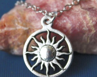 Sunburst Anhänger Halskette, Silber Kette, Celestial Sunburst Statement Schmuck, Geschenk, Handgemacht