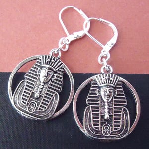 Egyptian Dangle Earrings Pharaoh Silver Metal Earrings Ancient Egyptian Art Travel King Statement Spiritual Museum Round Bold Gift Handmade
