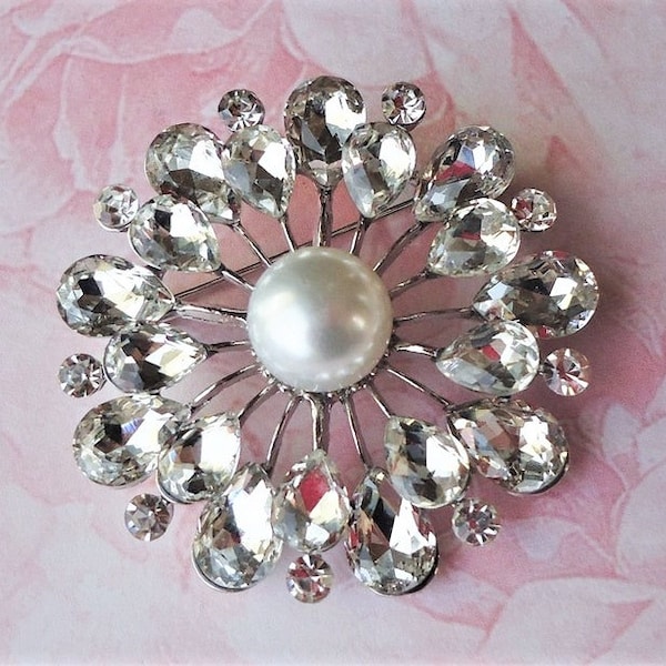 Pearl Crystal Brooch Pin Jeweled White Pearl Rhinestone Bridal Bridesmaid Floral Brooch Silver Wedding Vintage Formal Sash Gift Handmade