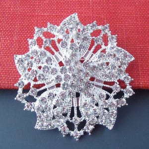 Clear Crystal Brooch Pin Jeweled Diamond Rhinestone Bridal Bridesmaid Floral Brooch Star Silver Wedding Vintage Formal Sash Gift Handmade