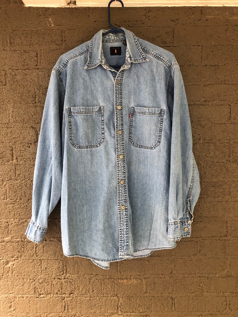 levi's red jean jacket