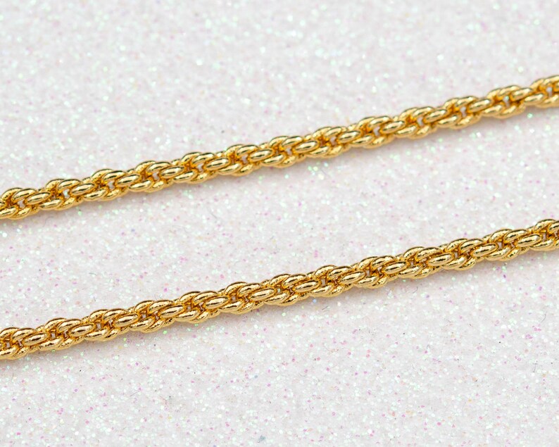 Iconic Givenchy Pendant Necklace Vintage Sunflower Choker Gold Swirl