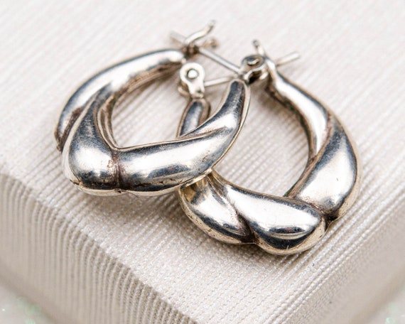 Vintage silver basket hoop earrings Shrimp earrin… - image 2