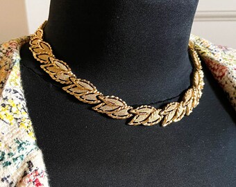 Vintage Crown Trifari necklace Gold fall leaves necklace Chunky chain choker