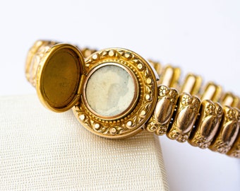 Antique locket bracelet Sweetheart expansion bracelet Small wrist bracelet