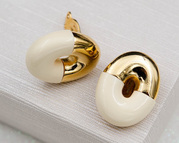 Iconic Givenchy clip on earrings Cream gold donut… - image 8