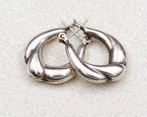 Vintage silver basket hoop earrings Shrimp earrin… - image 5