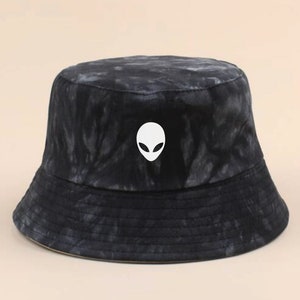 Tie Dye Alien Bucket hat -  grunge Bucket Hat - Unisex 90s - Guy Rave bucket hat  - Alien head bucket - Black Tie dye Bucket mens hat