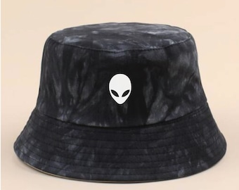 Tie Dye Alien Bucket hat -  grunge Bucket Hat - Unisex 90s - Guy Rave bucket hat  - Alien head bucket - Black Tie dye Bucket mens hat