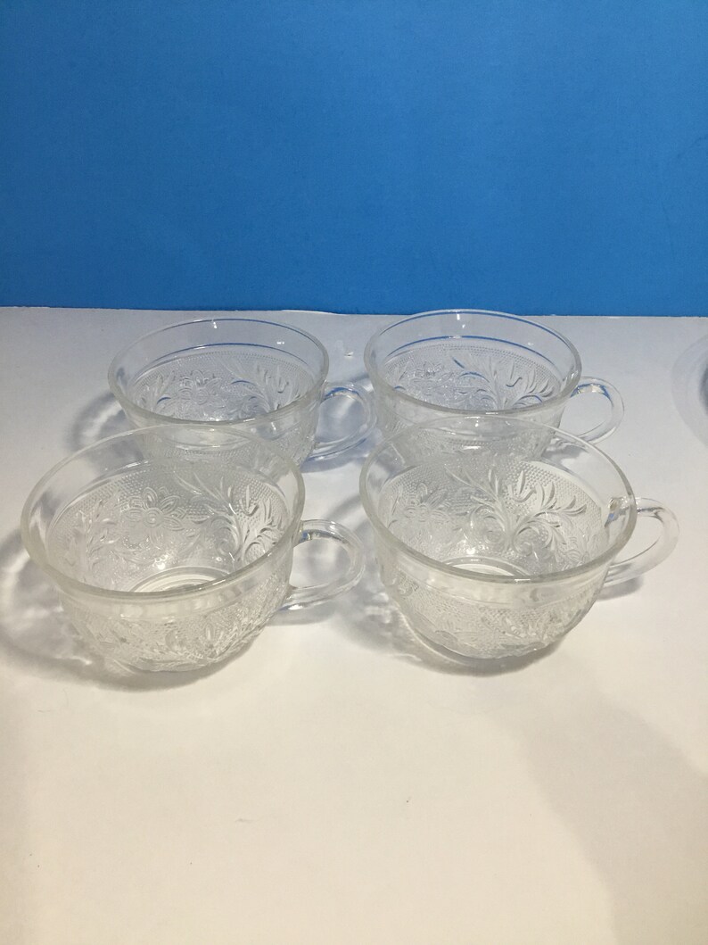 Vintage Clear Glass Luncheon Plates With Cups/set of 3 Plates4 Cups Etsy