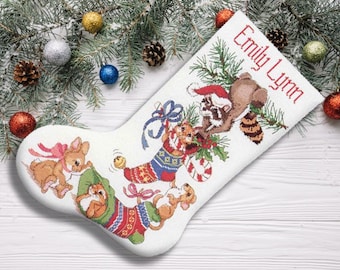 Friesky Friend Christmas Stocking Counted Cross Stitch Pattern Santa  Embroidery Hand Xstitch Decor Embroidery Chart Needlepoint Chart