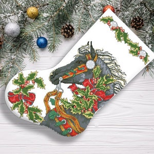 Stechpalme Schwarzes Pferd Weihnachtsstrumpf Kreuzstich Muster Stickbild Winter Hand Dekor Stickerei Nadelstich Chart download