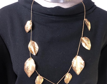 1990's Vintage Napier 30" Leaf Necklace Gold tone boxed old stock 9 Leaves