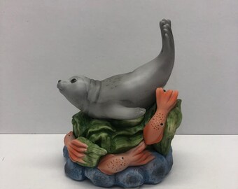 Porcelain Schmid Musical Kingdom Hand Painted Harbor Seal plays The Dock of the Bay