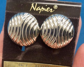 Vintage Napier silver button earrings clip ons, clips, screw backs 1980's