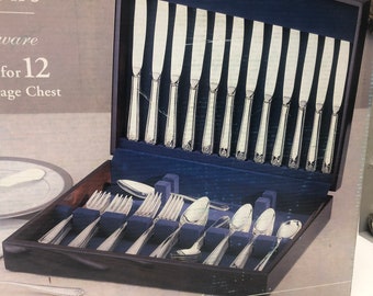 Vintage Wallace Silversmiths 64 Pc. Silver Plated Flatware Service