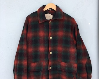 vintage woolrich checkered blanket jacket  made in usa size S