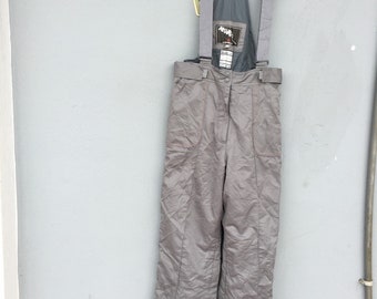 airwalk junior ski pants waist 26-27 inches