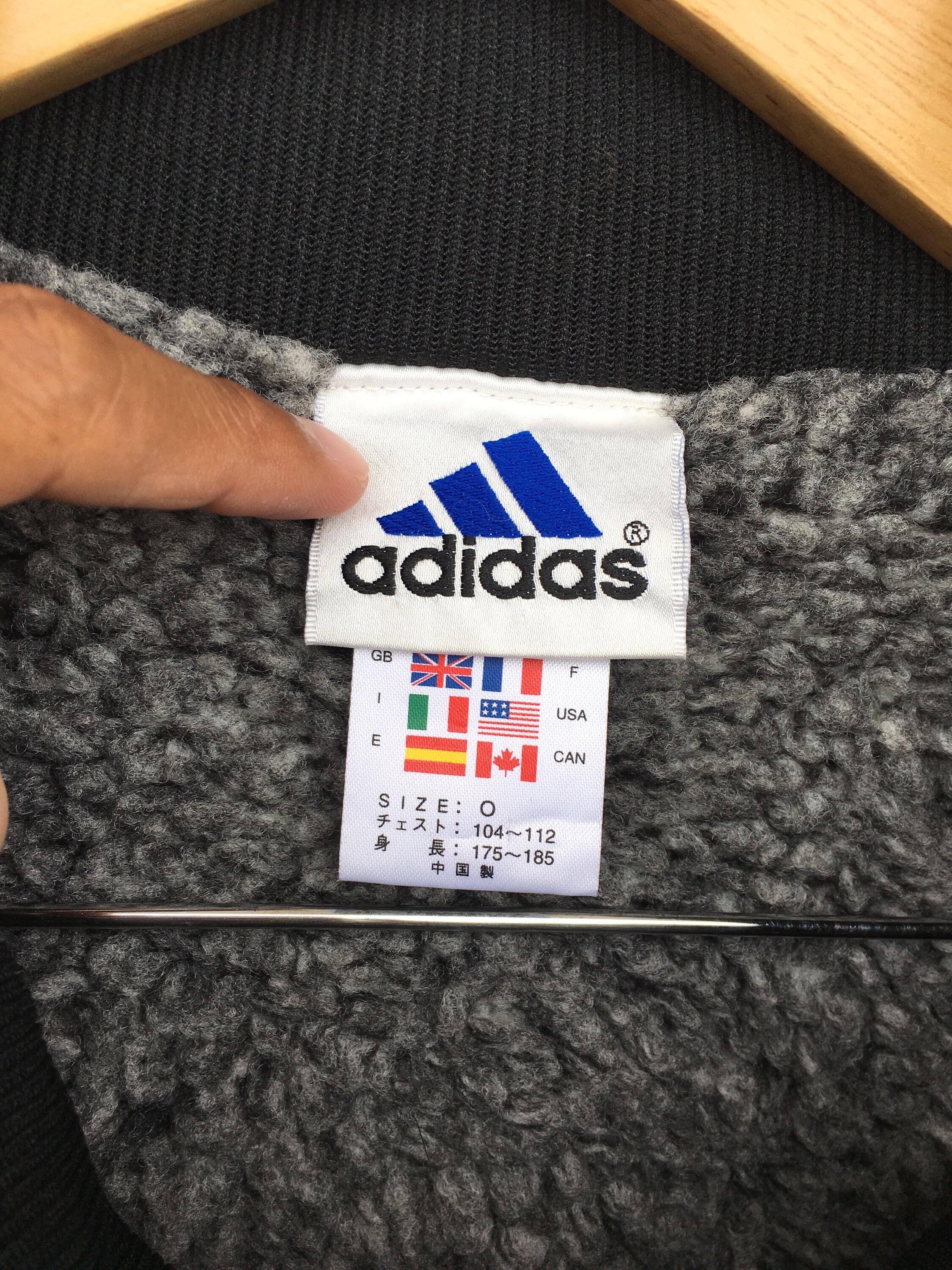 Adidas pak 104 sale