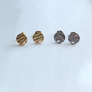 10 mm ronde oorbellen met structuureffect – roestvrij staal in goud of zilver