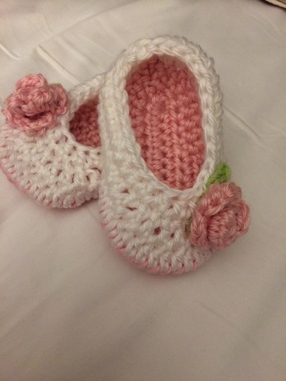 crochet baby slippers