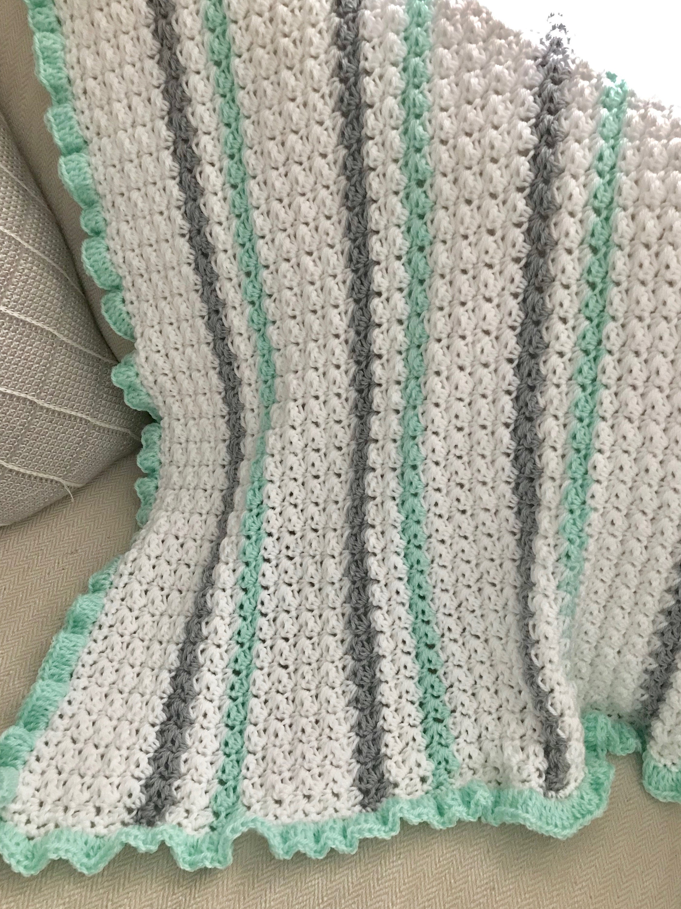 Mint Green Crochet Baby Blanket atelieryuwa.ciao.jp