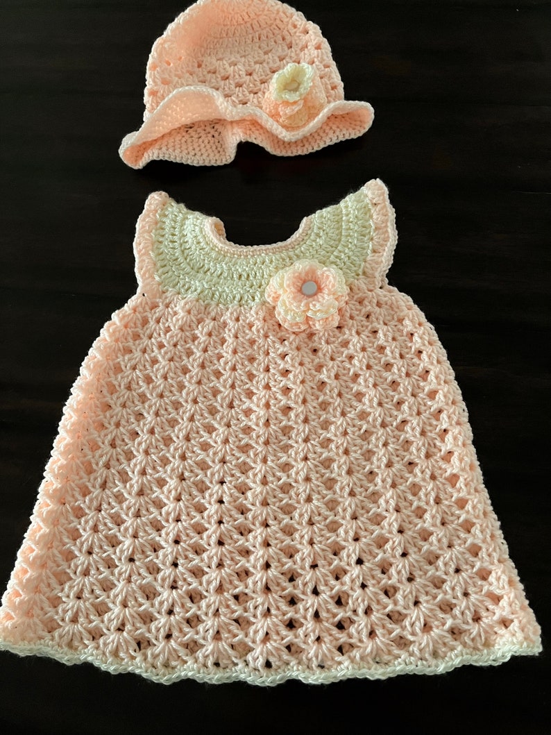 Crochet Baby Dress Handmade Baby Dress Crochet Baby Girl Outfit Summer Dress for Baby Spring Dress for Baby Easter Dress for Girl image 2