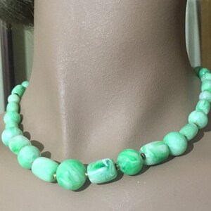 Retro Green Beaded Necklace