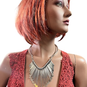 Modernist Style Flattened Fringe Necklace
