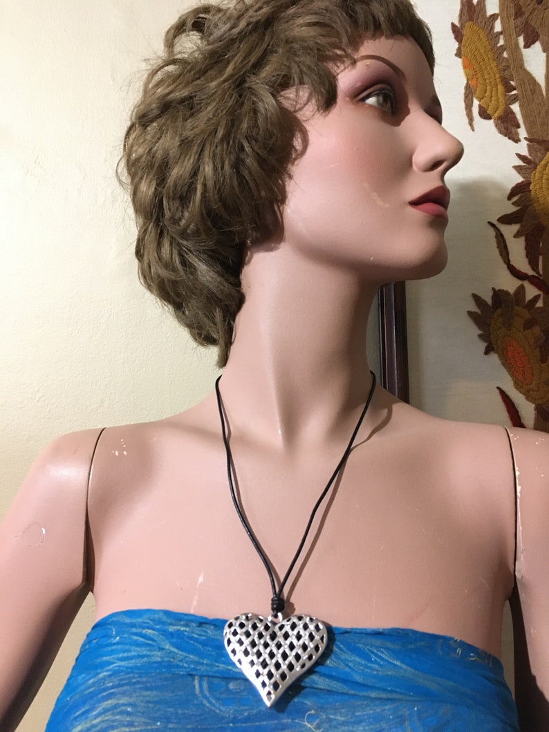 Rhinestone Heart Pendant Necklace