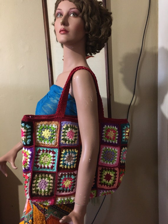 Retro Crochet Shoulder Bag