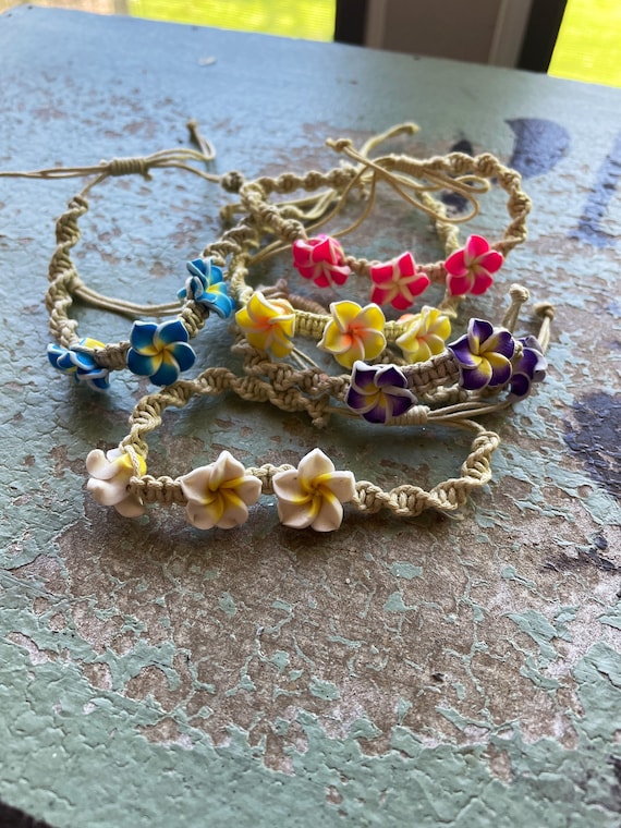 Hawaiian Flower Bracelets Macrame Hemp Plumeria Bracelet Tropical Beach  Jewelry Adjustable - Etsy