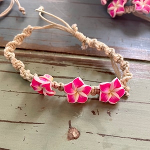 Hawaiian flower bracelets macrame hemp plumeria bracelet tropical beach jewelry adjustable image 3