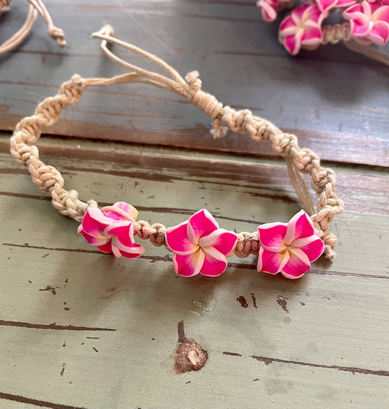 Hawaiian flower bracelets macrame hemp plumeria bracelet tropical beach jewelry adjustable image 3