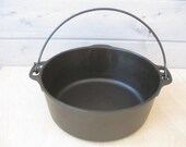 Vintage Unmarked WAGNER 5 Qt. Cast Iron Dutch Oven Bean Stock Pot