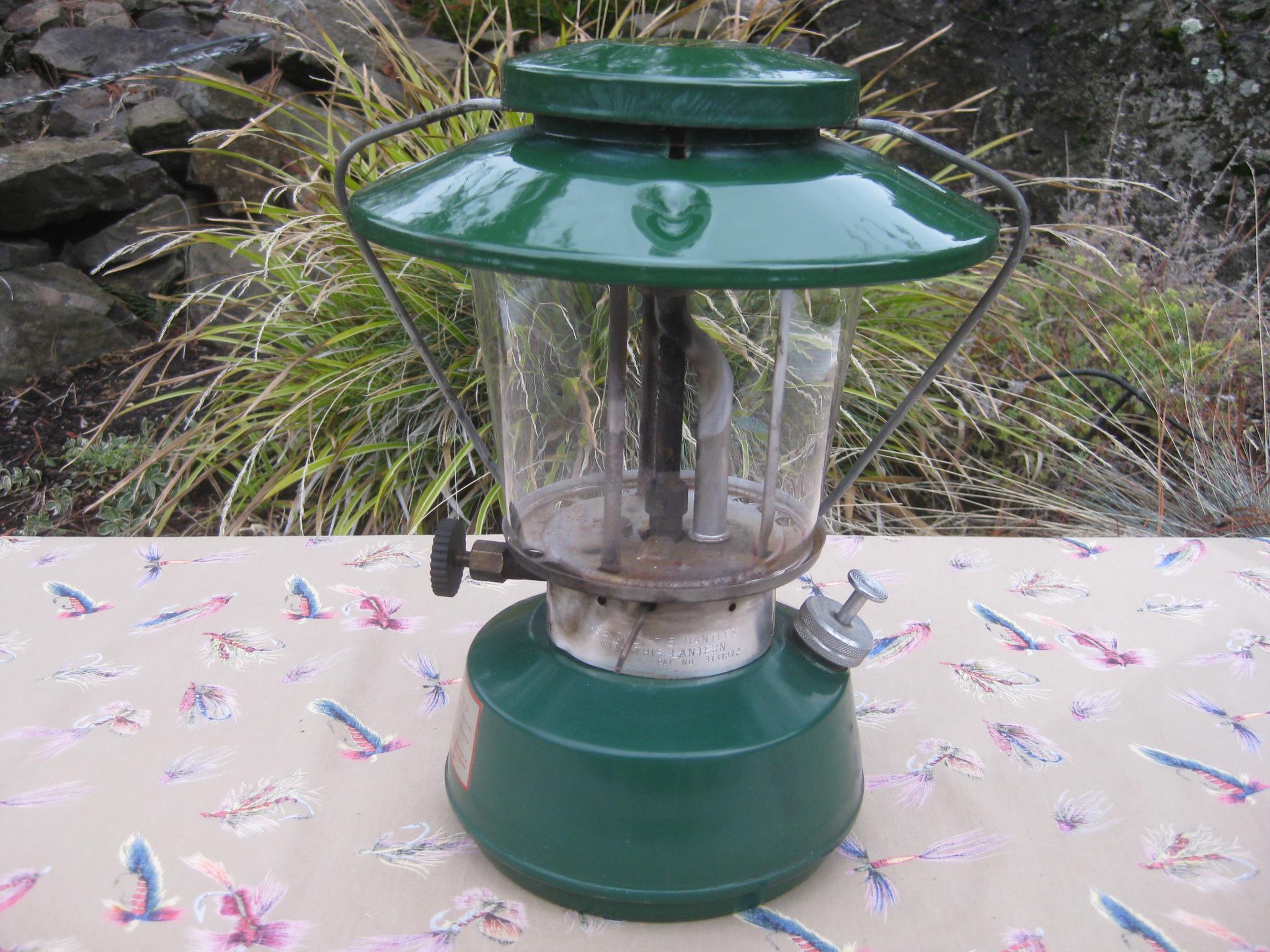 美品・鏡面‼️☆Coleman 335 lantern 02/'84☆ 美品・鏡面‼️☆Coleman
