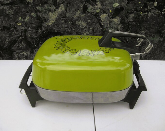 1970s Retro HOOVER Avocado Green Stainless Steel Electric Fry Pan W