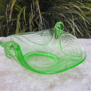 Uranium Glass Swan - Etsy