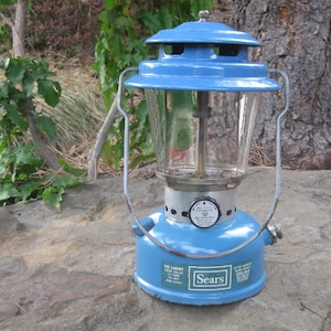 1971 SEARS ROEBUCK 72215 Blue Single Mantle Lantern W/ Tapered