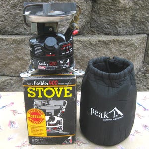 1990 COLEMAN PEAK 1 Feather 400 Lightweight Backpack Stove Compact Camp Stove Model 400B701