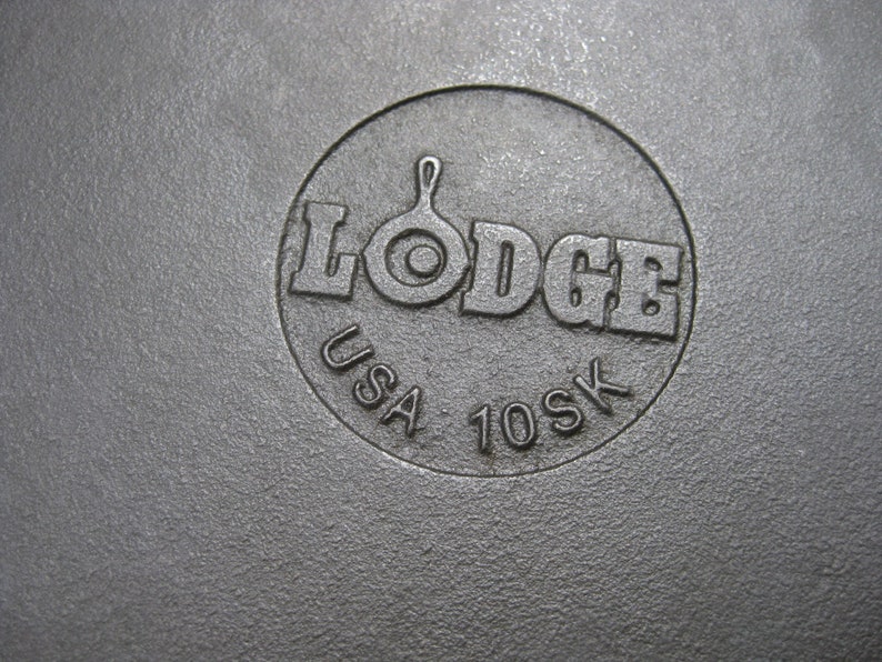 Large Vintage LODGE 10SK Recessed Egg Logo 12 Cast Iron - Etsy